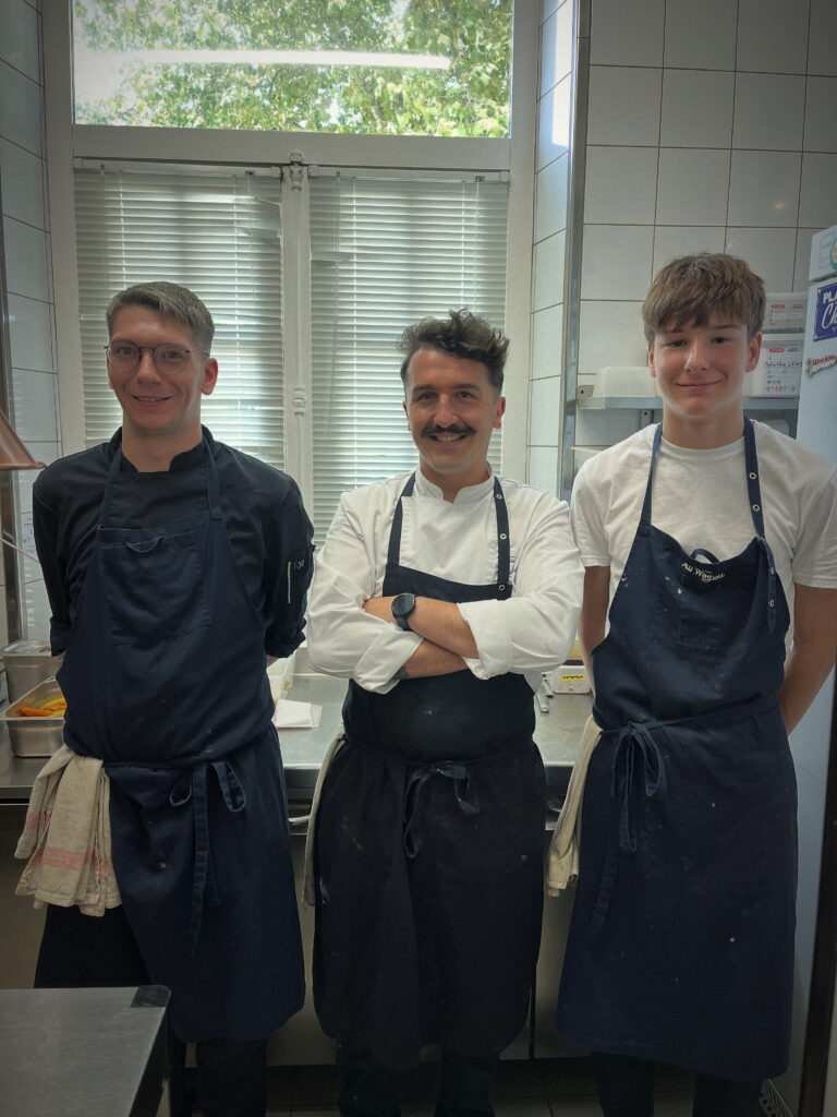 La brigade de cuisine de notre Restaurant Bistronomique Au Wagon à  Annonay